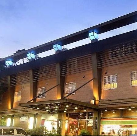 Hefong Deyang Hotspring Hotel Yilan Exteriör bild
